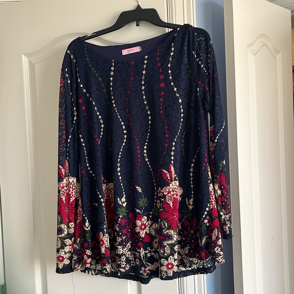 Blue lace floral shirt size xl